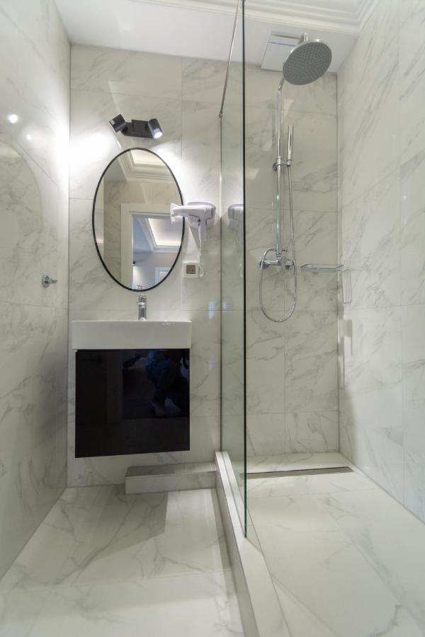 2H Horizon Hotel คูล็องสบอร์น ภายนอก รูปภาพ
